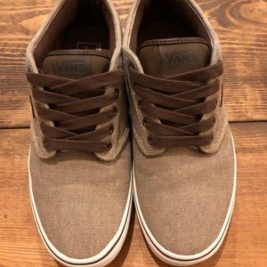 Men’s Vans size 9.5